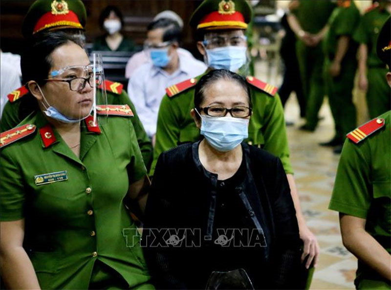 Bị cáo Dương Thị Bạch Diệp lĩnh án chung thân, Nguyễn Thành Tài 5 năm tù